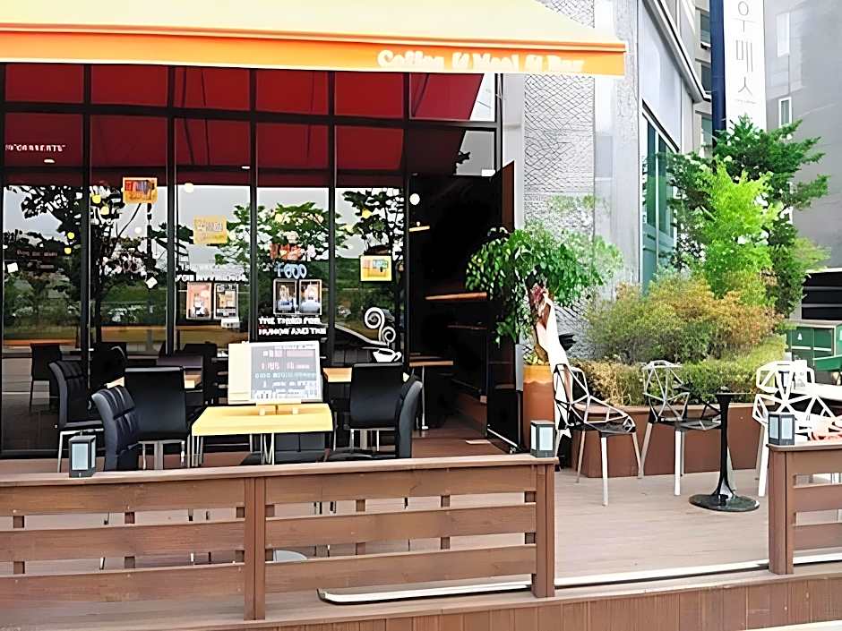 Incheon Airport Hotel Zeumes