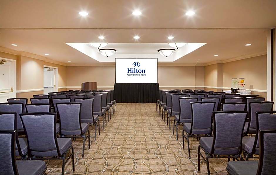 Hilton Alexandria Old Town