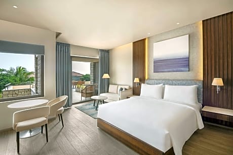 Superior Room Ocean View with 15% discount on Food & soft beverages and Laundry