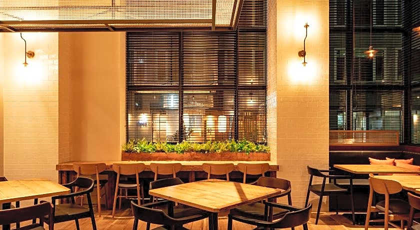 HOTEL FORZA HAKATAEKI CHIKUSHI-GUCHI II