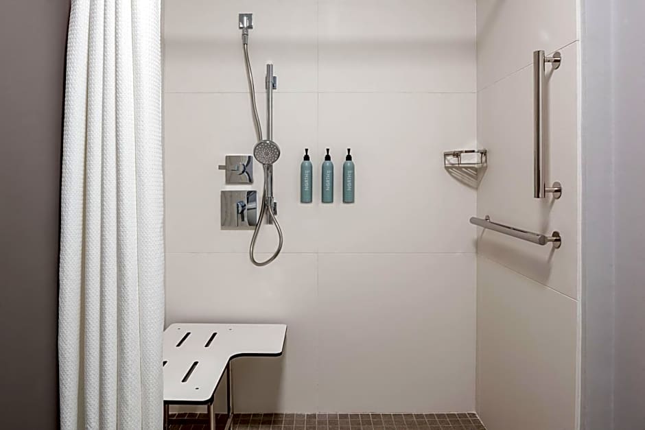 Courtyard by Marriott Charlotte Ballantyne