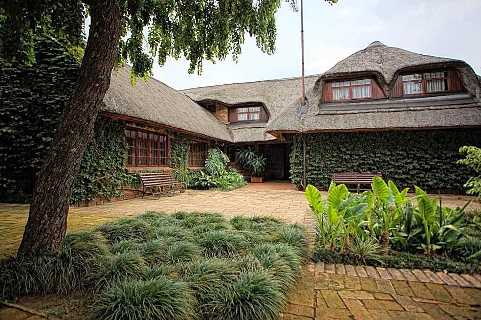 Foundry Guest Lodge
