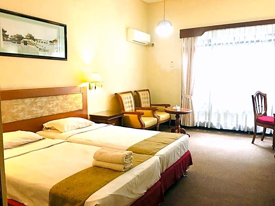 New Grand Park Hotel