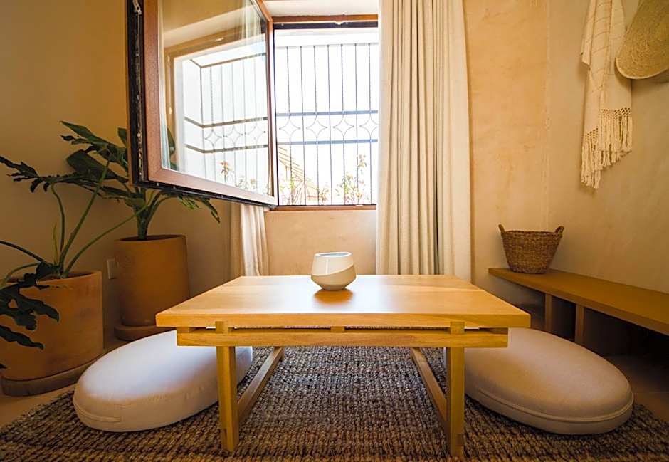 Casa Montore by Barrio Mexico