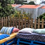 Ericeira Chill Hill Hostel & Private Rooms - Peach Garden