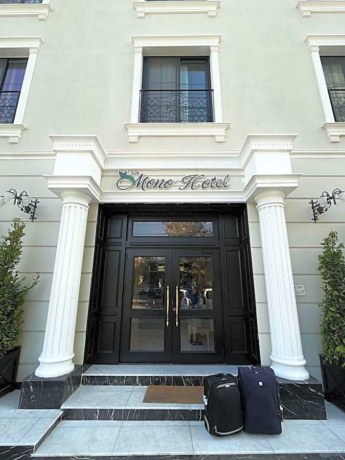 Mono Life Hotel