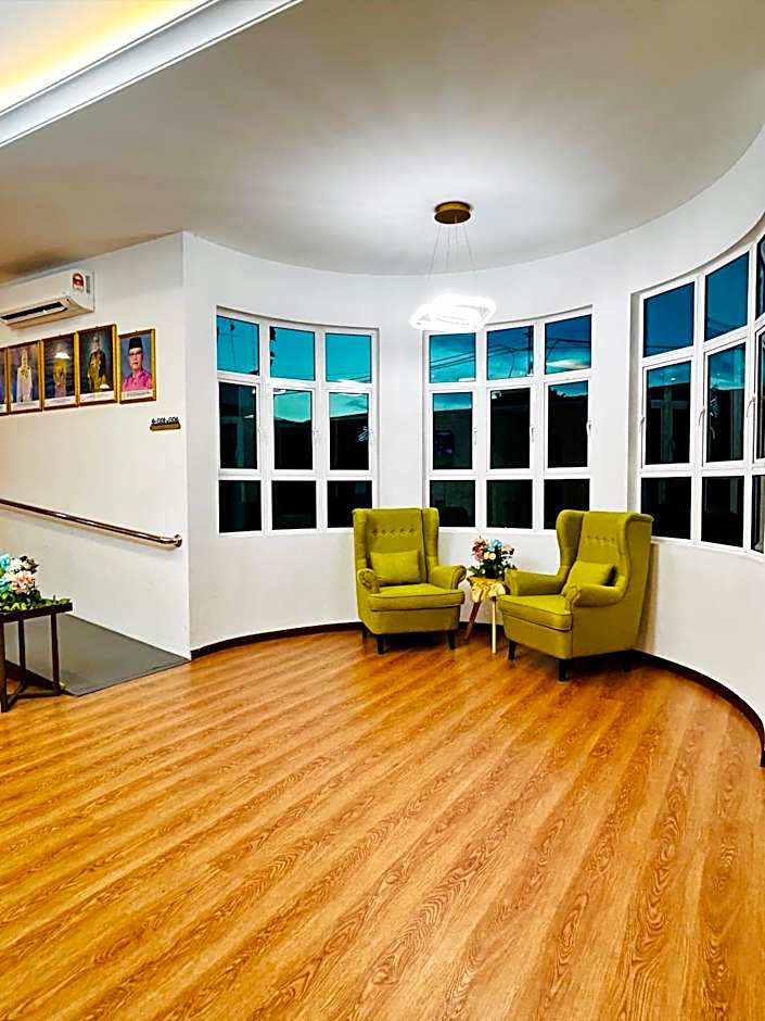 Lestari Inn Boutique Residence - Private Parking