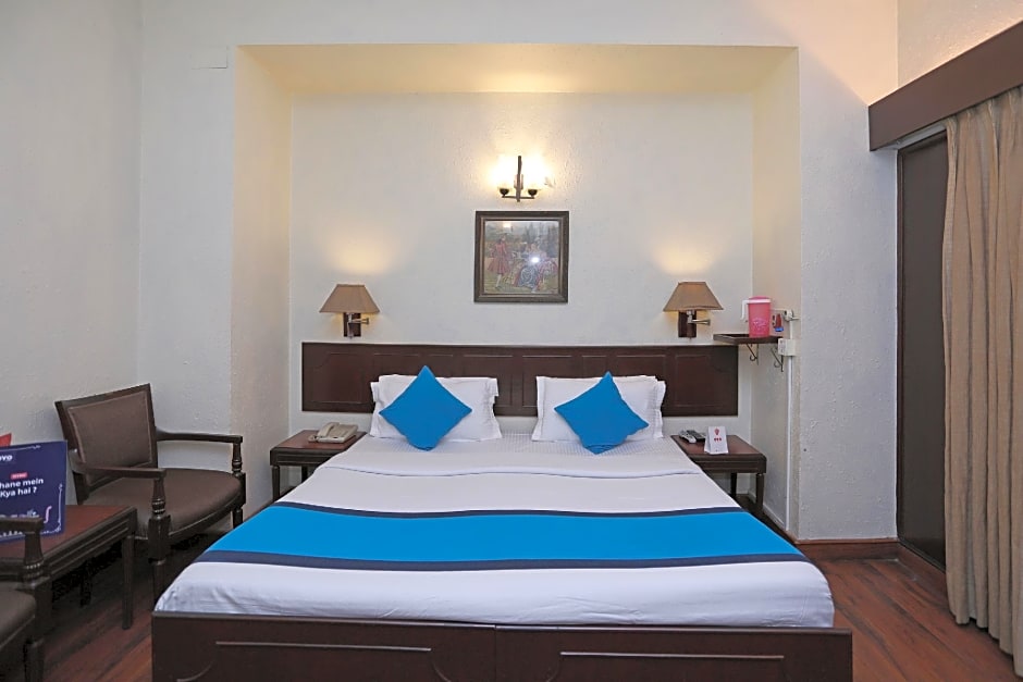 OYO 1219 Hamilton Hotel