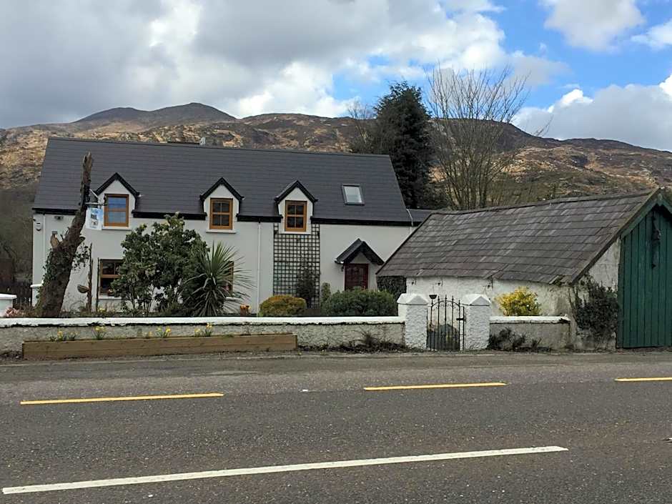 The Glen Farmhouse