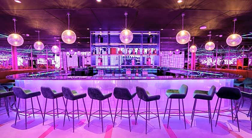 voco Monaco Dubai, an IHG Hotel, Adults Only, World Islands By IHG