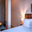 Suites & Hotel Helzear Champs-Elysees