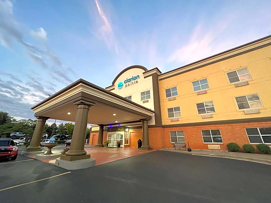 Clarion Pointe Madison-Huntsville