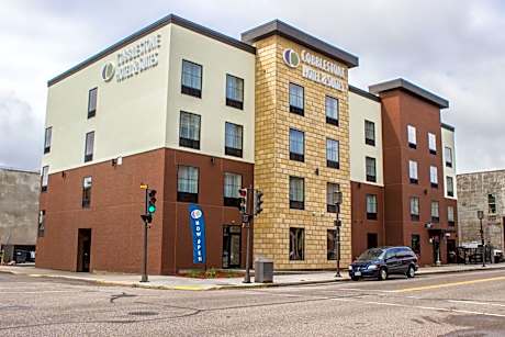 Cobblestone Hotel & Suites - Chippewa Falls