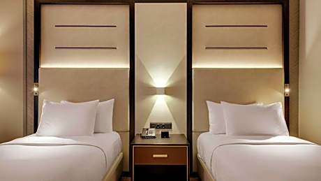 Twin Room with Courtyard View