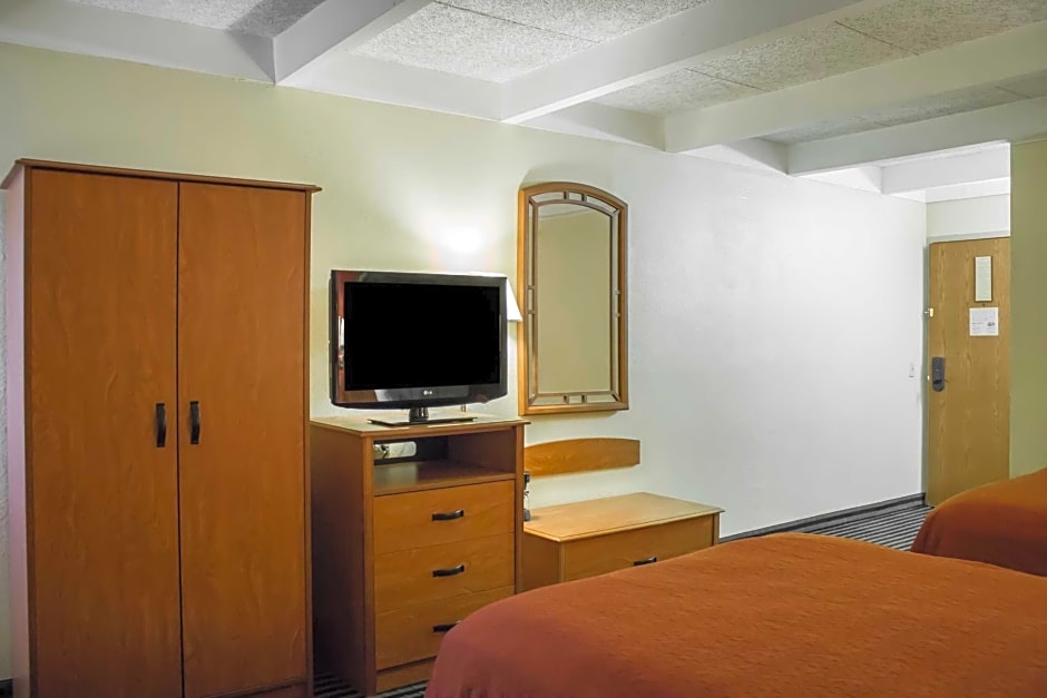 Econo Lodge Wickliffe - Cleveland East