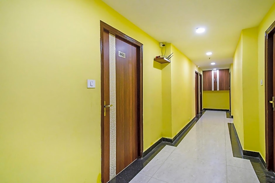 Collection O Hotel Paradise Near Chinar Park