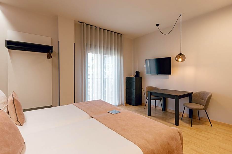 Palau Suites & Apartments