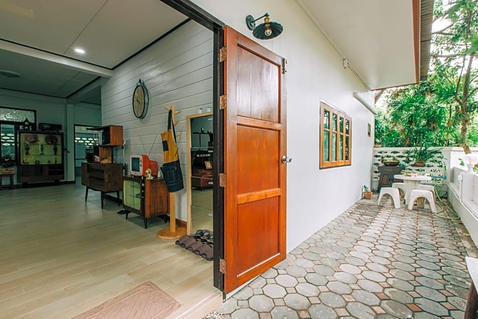 Banya BnB ที่พักบ้านย่าบีแอนด์บี เมืองประจวบฯ