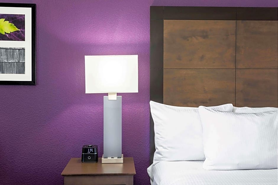 La Quinta Inn & Suites by Wyndham Denver Boulder - Louisville