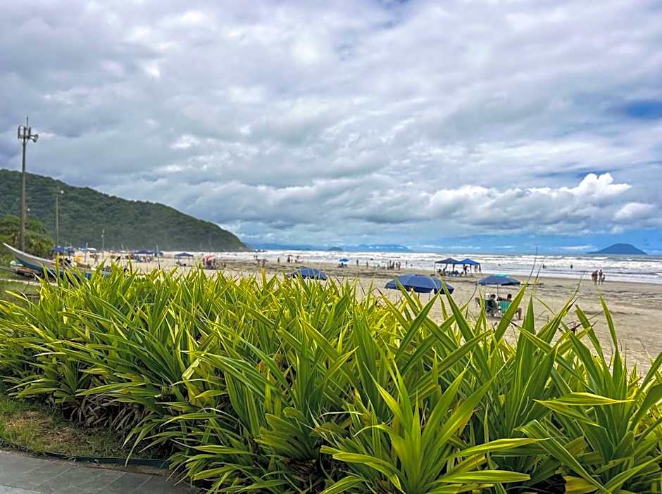 Otimo flat a beira mar na Praia de Guaratuba SP
