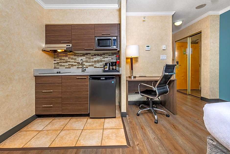 Grand Park Hotel & Suites Downtown Vancouver, an Ascend Collection Hotel