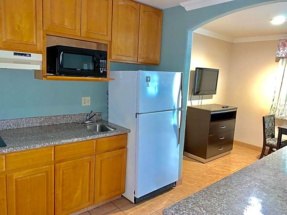 Olive Tree Inn & Suites