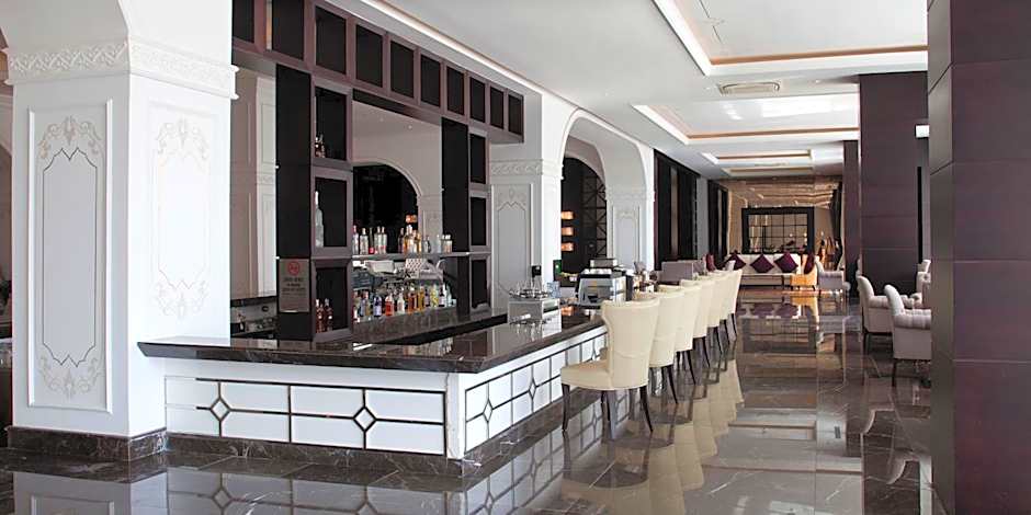 Juju Premier Palace Hotel