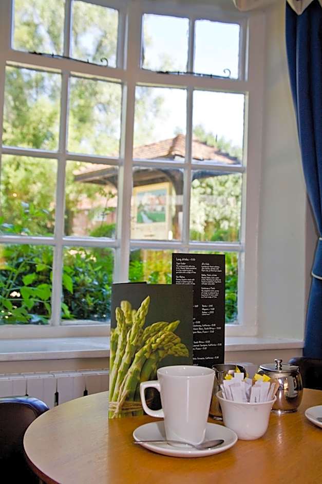 Holiday Inn Ashford Central By IHG