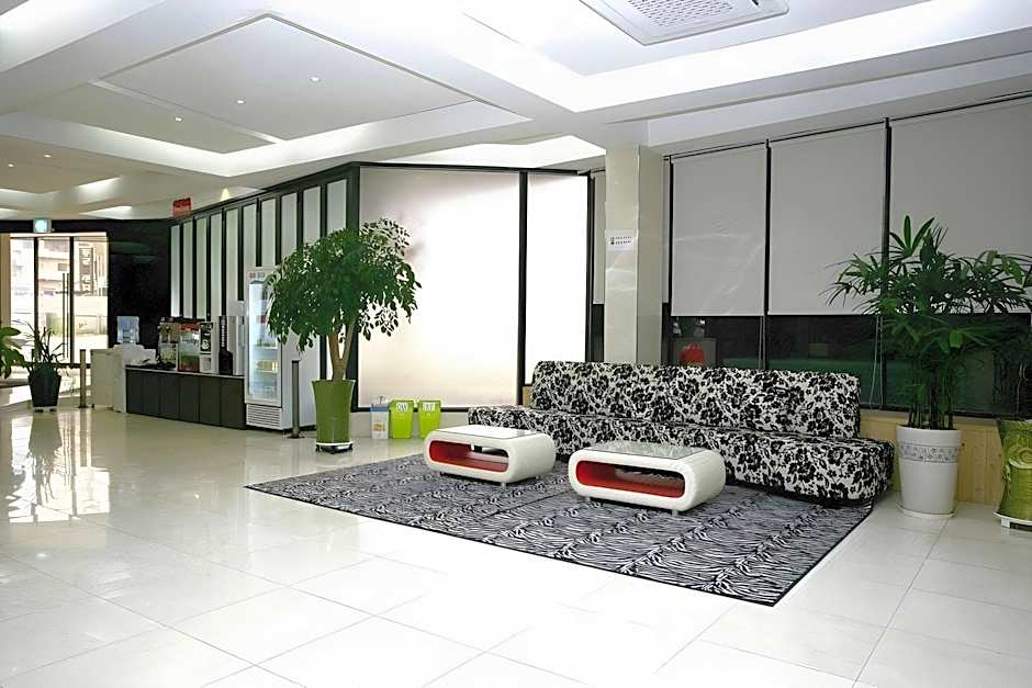 Benikea Cheonan Tourist Hotel