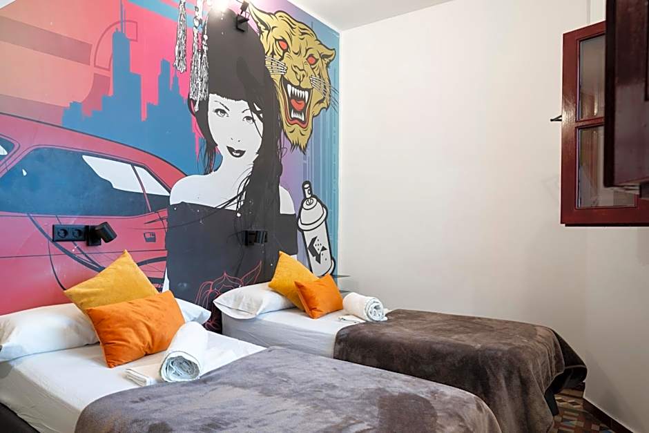 Home Youth Hostel by Feetup Hostels