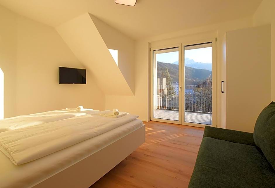 myQuartier Central City Suites digital self check in