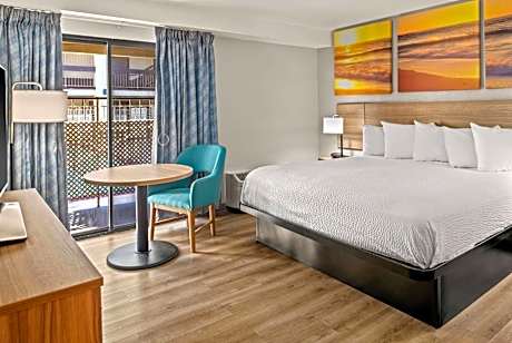 King Room with Mobility/Hearing Access - Non-Smoking