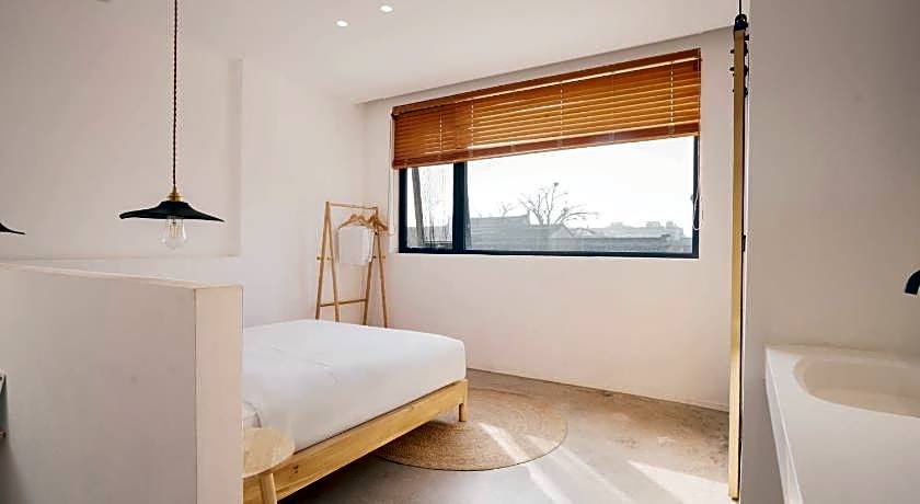 Xingle Hotel(Suzhou Guanqian Street Pingjiang Road)