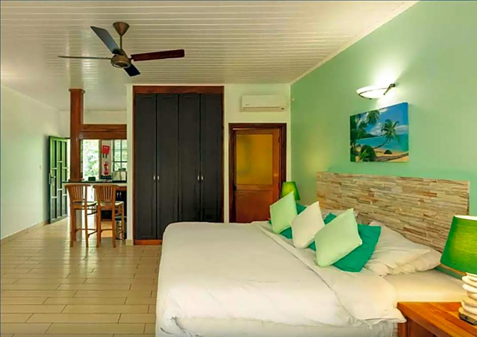 La Digue Self-Catering Apartments