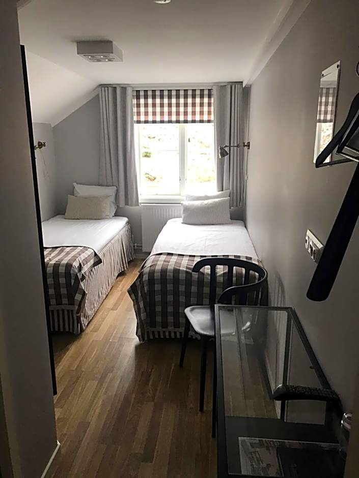 Photo 1 of 8 of Standard 2 Beds