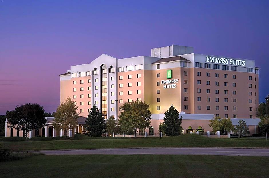 Embassy Suites By Hilton Hotel Kansas City-International Airport