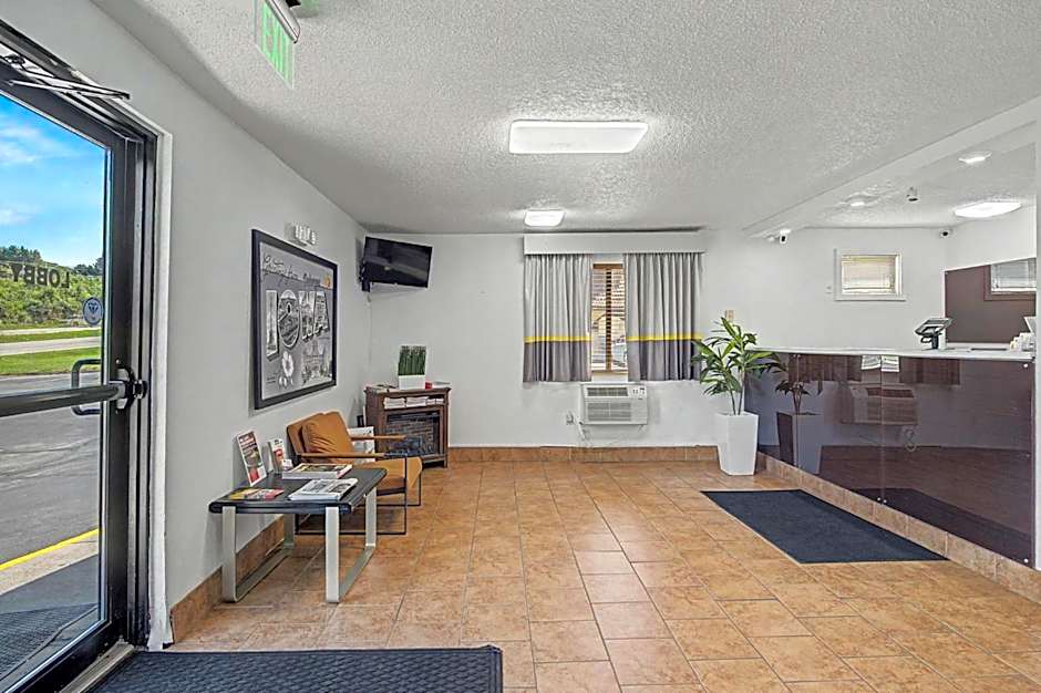 Super 8 by Wyndham Dubuque/Galena Area