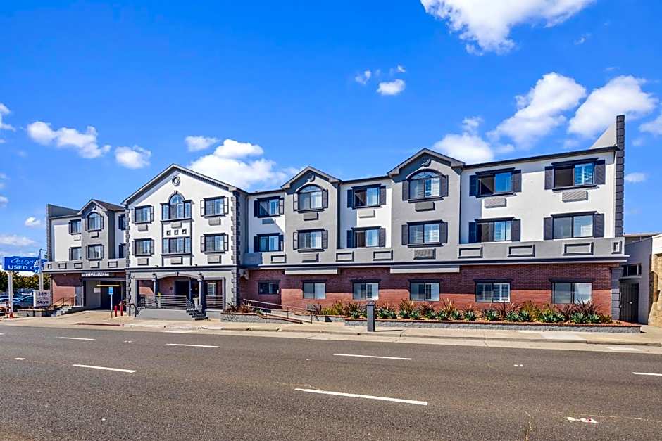 Hotel Skye San Francisco Airport SFO FREE SHUTTLE!