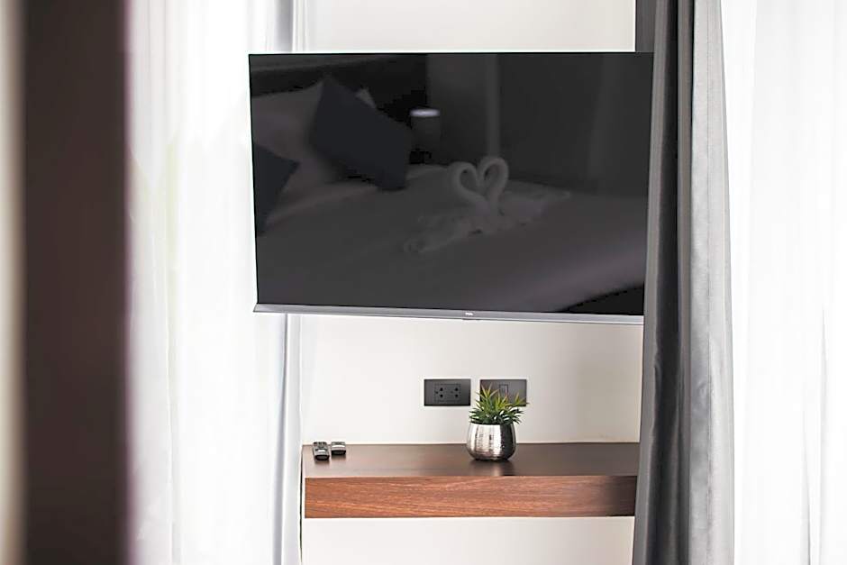 Mango Hill Residence