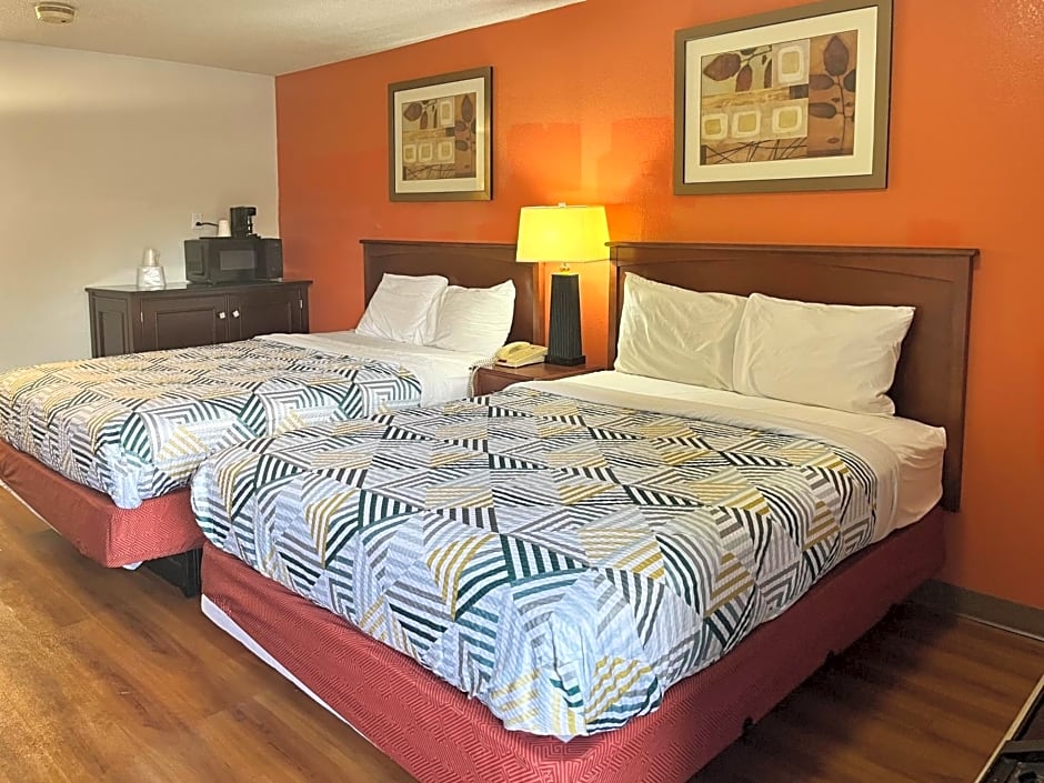 Studio 6 Suites Dayton OH Englewood