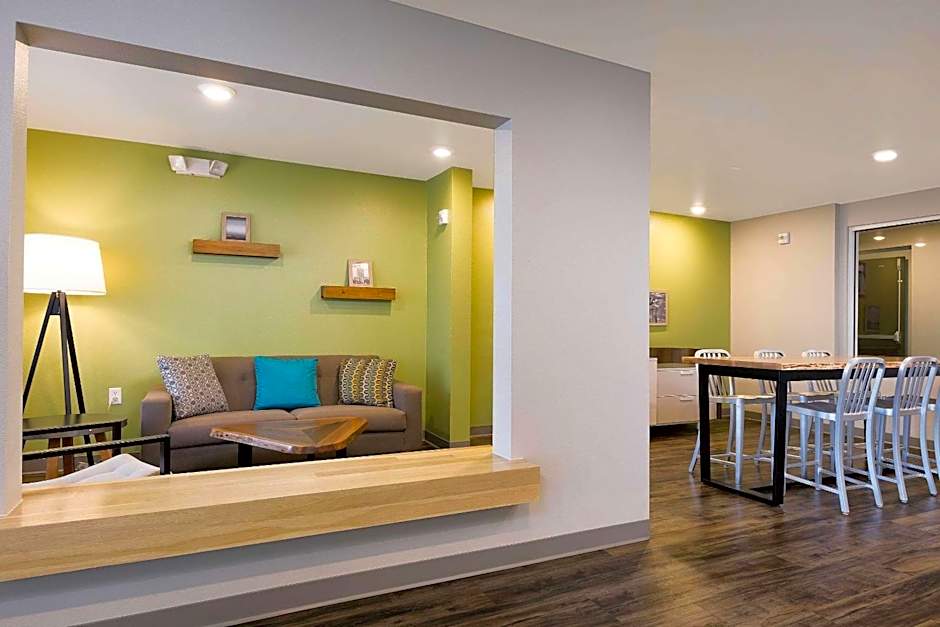 Woodspring Suites Houston IAH Airport