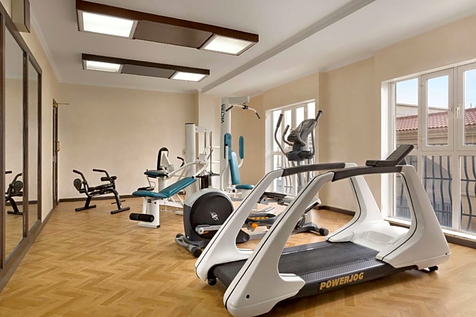 Hawthorn Suites By Wyndham Al Khobar