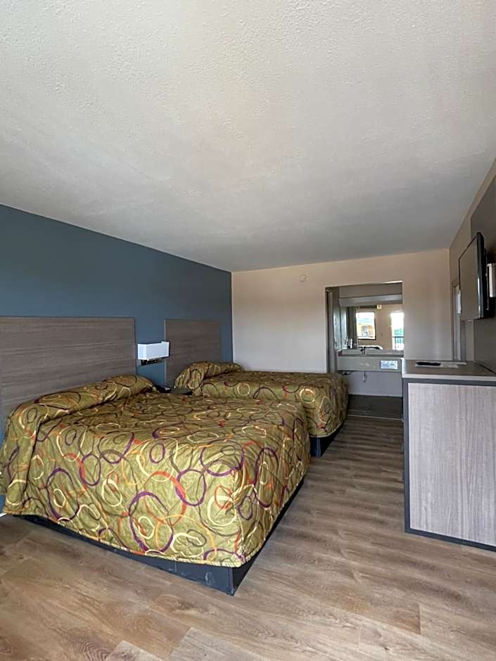 Garden Inn & Suites