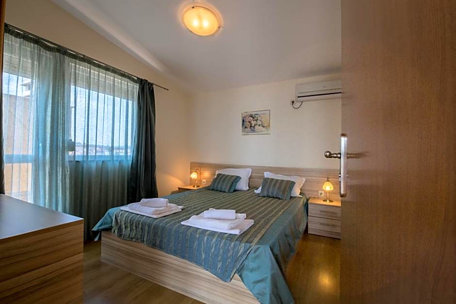 Семеен хотел Бриз