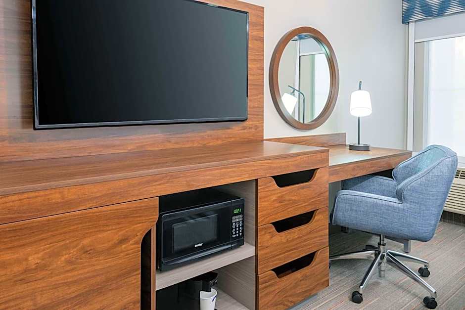 Hampton Inn By Hilton & Suites Charlottesville-At The University