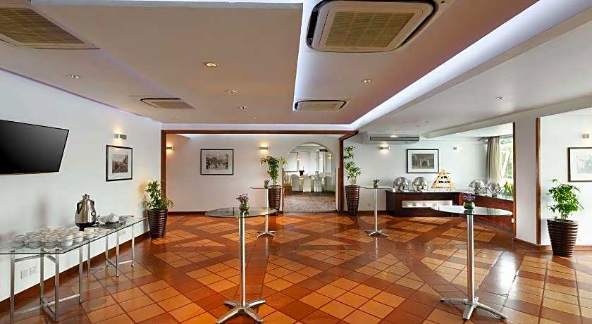 Hilton Colombo Residence