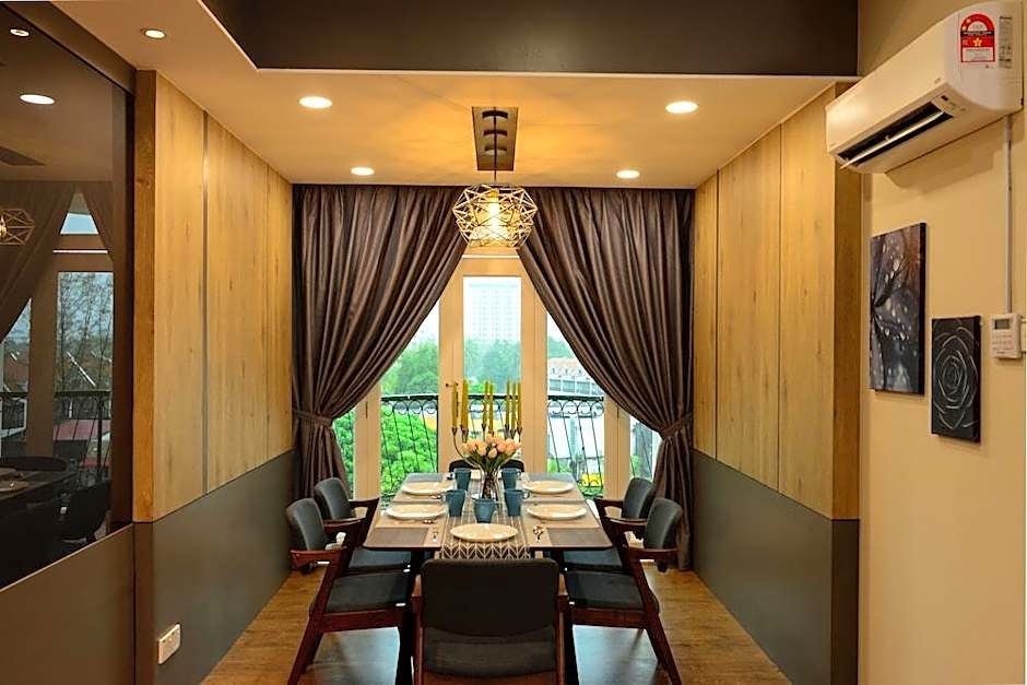 Kuah Town Service Suite Apartment @ Century Suria