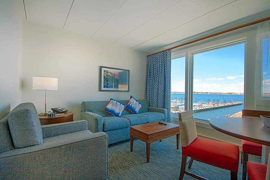 Wyndham Inn on the Harbor