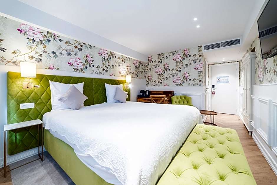 Grand Hotel Normandy