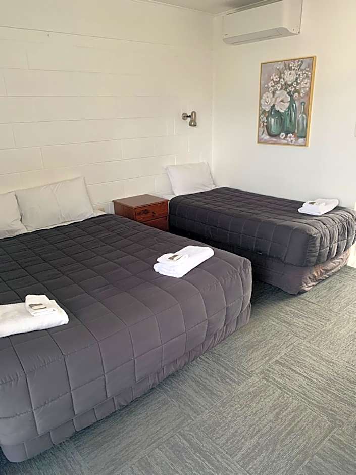 Brooklyne Motel Sanson